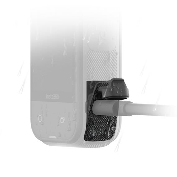 Insta360 X5 All-Weather cover USB port | Xtreme.sk
